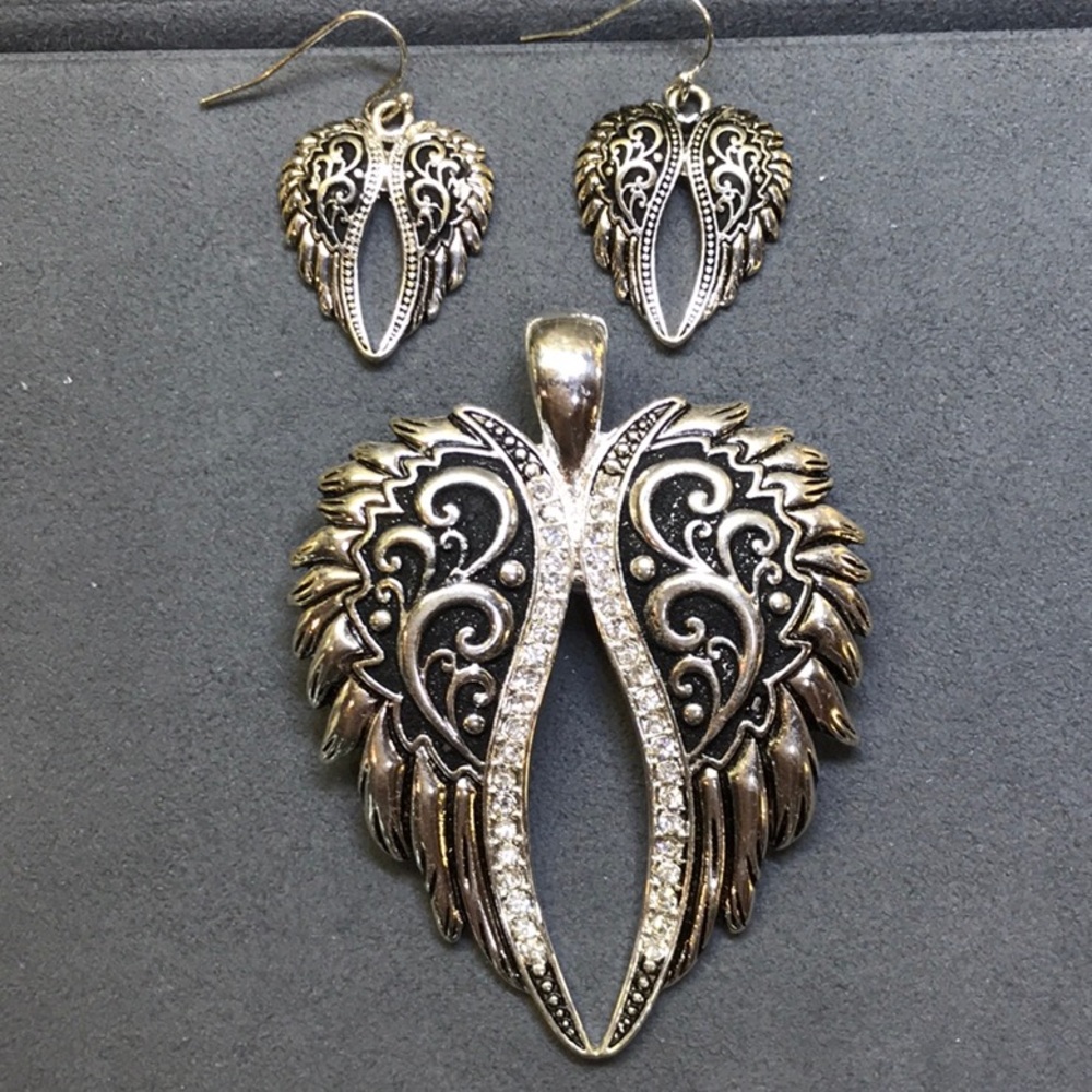 ANGEL 😇 WINGS Pendant silver/Black tone fashion - Picture 7 of 7